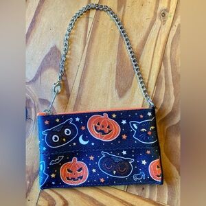 Harveys Trick or Treat coin purse.